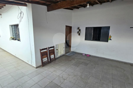 Casa à venda com 2 quartos em Vila Costa e Silva, Indaiatuba, SP