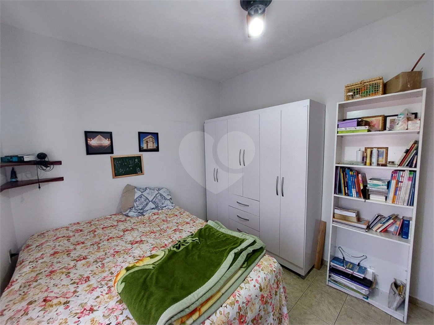 Casa à venda com 2 quartos, sendo 1 suíte, em Vila Barão, Sorocaba, SP