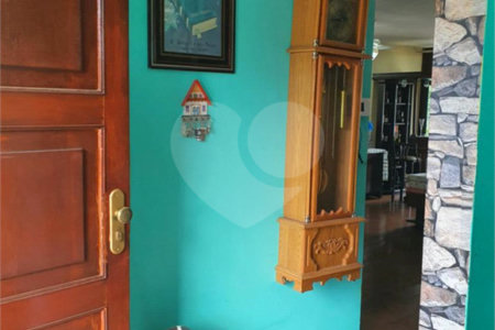 Casa à venda com 4 quartos, sendo 3 suítes, em Interlagos, São Paulo, SP