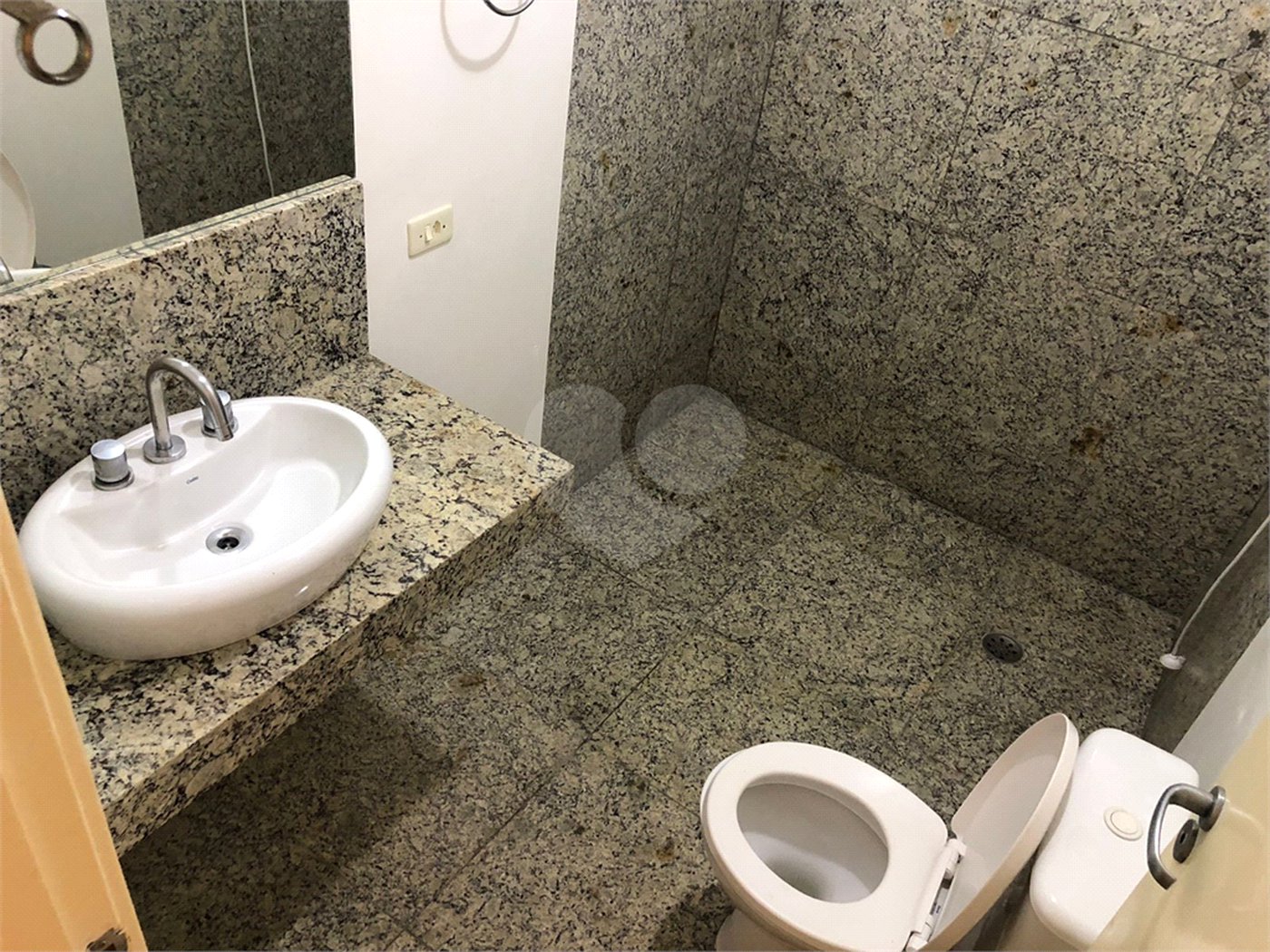Casa Térrea à venda com 4 quartos, sendo 2 suítes, em Jardim das Bandeiras, São Paulo, SP