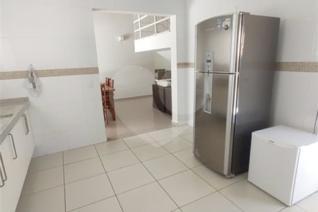 Casa à venda com 3 suítes no condomínio Villaggio Capriccio, Louveira - SP