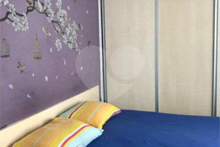 Casa à venda com 3 quartos, sendo 1 suíte, no condomínio Villaggio Portobello, São Paulo - SP