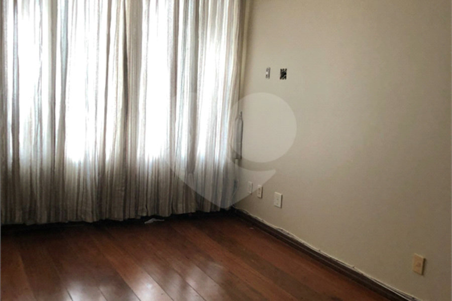 Casa à venda com 5 suítes no condomínio Alpes da Cantareira, Mairiporã - SP