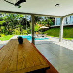 Casa à venda com 4 suítes no condomínio Portal Ouro Verde, Atibaia - SP