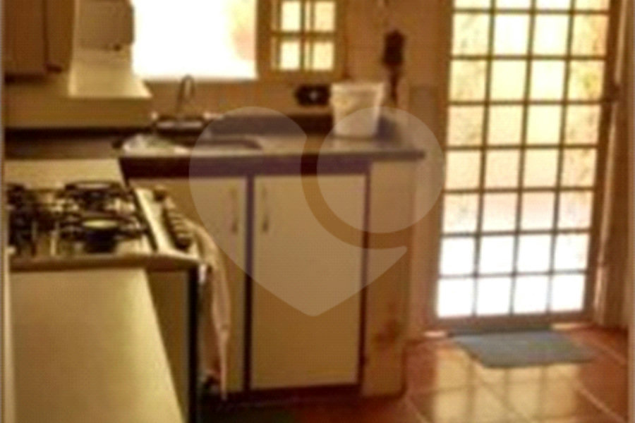 Sobrado à venda com 3 quartos, sendo 1 suíte, em Horto, São Paulo, SP