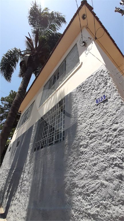 Sobrado à venda com 2 quartos em Horto, São Paulo, SP