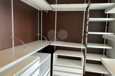 Apartamento à venda com 3 suítes em Vila Andrade, São Paulo, SP