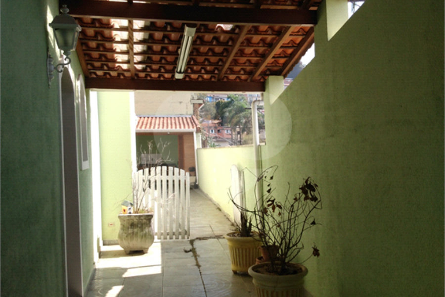 Sobrado à venda com 3 quartos, sendo 1 suíte, em Horto Florestal, São Paulo, SP