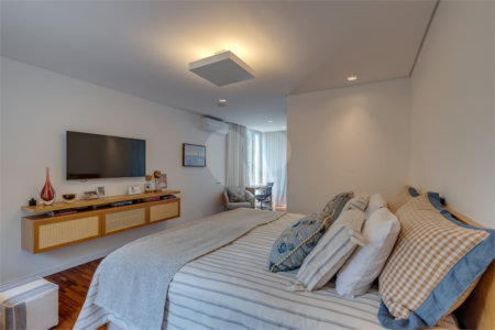 Casa à venda com 3 suítes no condomínio Residencial Canumã, São Paulo - SP