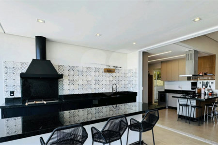 Casa à venda com 4 suítes no condomínio Residencial Fazenda São José, Salto de Pirapora - SP