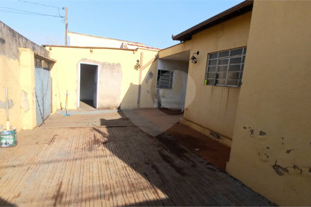 Casa Térrea à venda com 3 quartos em Ipiranga, Ribeirão Preto, SP