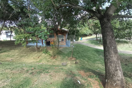 Casa à venda com 3 quartos, sendo 1 suíte,  no condomínio Ipes 2, Tatuí - SP