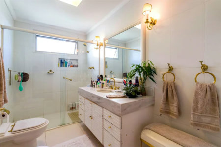 Apartamento à venda com 4 quartos, sendo 2 suítes, em Real Parque, São Paulo, SP