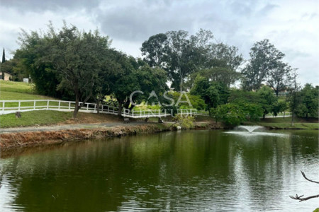 Casa em condomínio à venda com 3 quartos, sendo 1 suíte,  em Itapecerica, Salto, SP