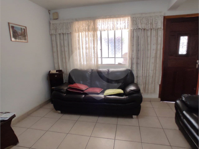 Sobrado à venda com 3 quartos em Santana, São Paulo, SP