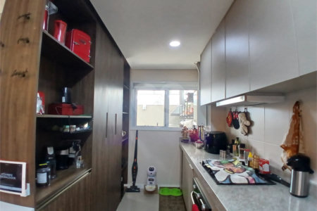 Apartamento à venda com 2 quartos, sendo 1 suíte,  em Bairro do Cambará, São Roque, SP