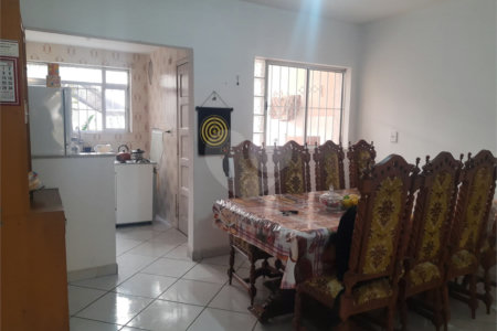 Sobrado à venda com 3 quartos em Jardim Monte Kemel, São Paulo, SP