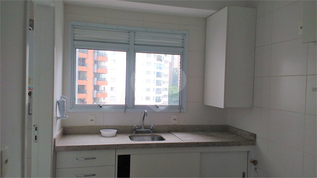 Apartamento à venda com 3 quartos, sendo 1 suíte, em Vila Suzana, São Paulo, SP