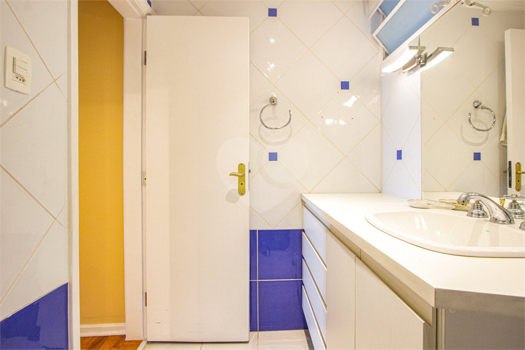 Apartamento à venda com 3 quartos, sendo 2 suítes, em Perdizes, São Paulo, SP