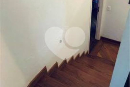 Sobrado para venda no Condomínio Faber