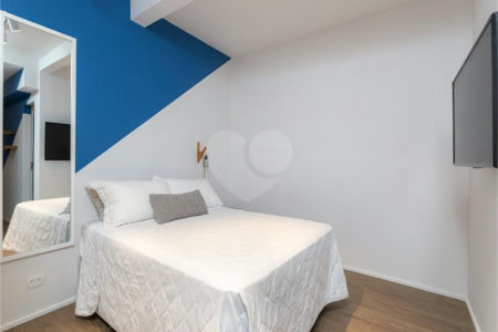 Excelente oportunidade para reformar e ficar com o apartamento dos seus sonhos!