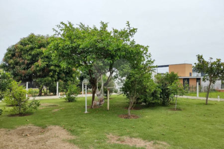 Casa à venda com 4 quartos, sendo 2 suítes, no condomínio Primavera, Salto - SP