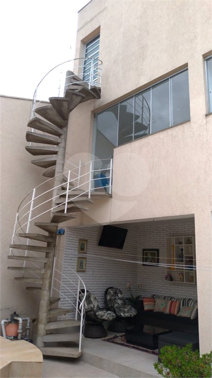 Sobrado à venda com 3 quartos, sendo 1 suíte, em Jardim Franca, São Paulo, SP