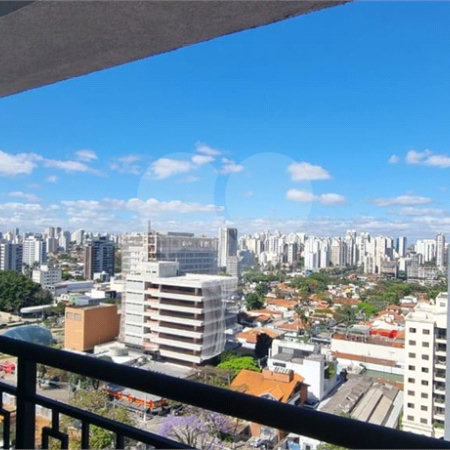 Apartamento à venda com 3 suítes em Moema, São Paulo, SP