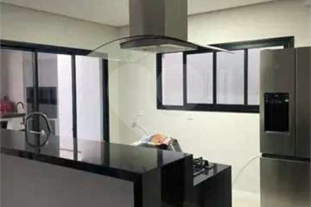 Casa à venda com 3 quartos, sendo 1 suíte, no condomínio Residencial Villagio Wanel, Sorocaba - SP