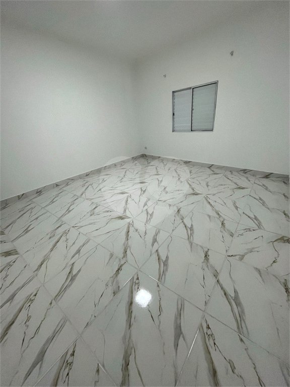 Sobrado à venda com 3 quartos em Vila Laís, São Paulo, SP