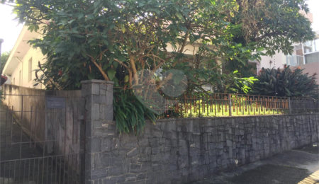 Casa Térrea à venda com 3 quartos, sendo 1 suíte,  em Santana, São Paulo, SP