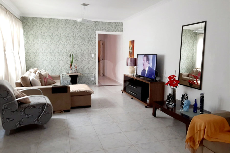 Sobrado à venda com 4 quartos, sendo 2 suítes, em Jardim Franca, São Paulo, SP