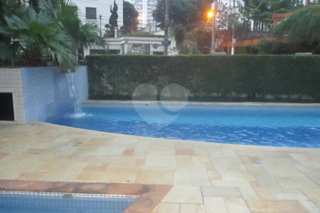 Apartamento à venda com 3 quartos, sendo 1 suíte, em Real Parque, São Paulo, SP