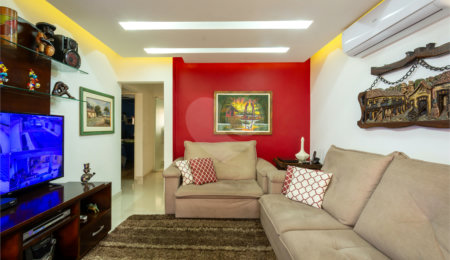 Casa à venda com 4 quartos, sendo 1 suíte,  em Santo Amaro, São Paulo, SP