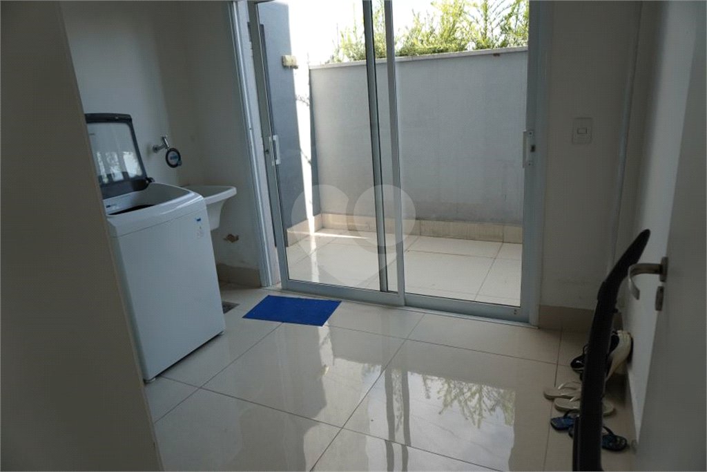 Casa à venda com 4 suítes no condomínio Fazenda Palmeiras Imperiais, Salto - SP