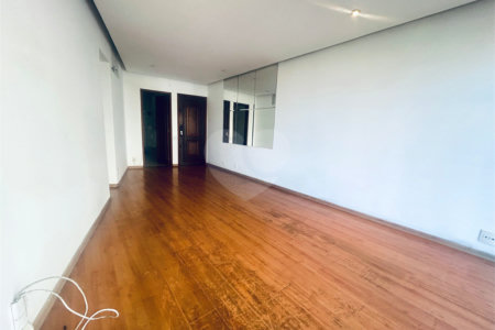 Apartamento à venda com 3 quartos, sendo 1 suíte, em Lagoa, Rio de Janeiro, RJ