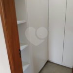 Casa à venda com 3 quartos, sendo 1 suíte,  em Loteamento Jardim Solares, Atibaia, SP