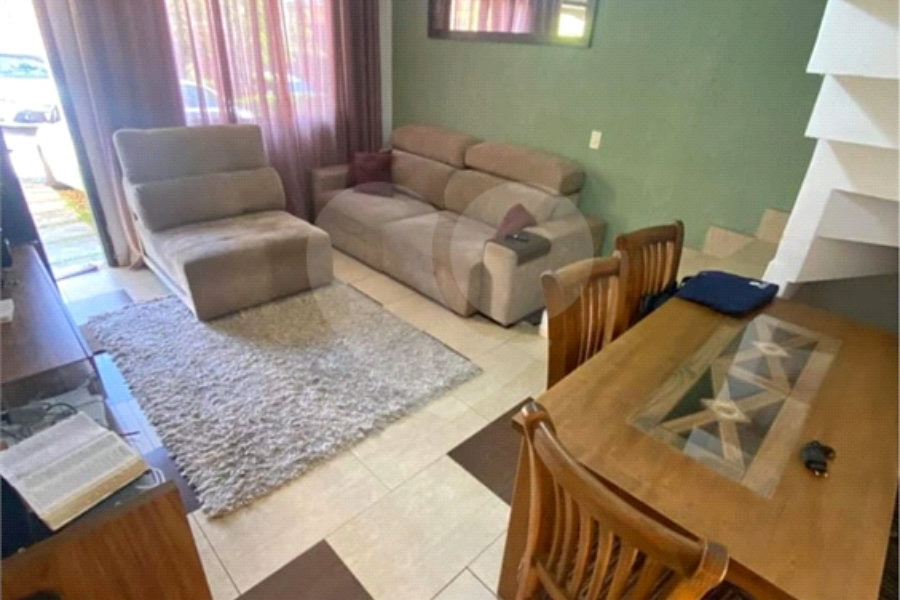 Casa à venda com 2 quartos no condomínio Jaragua Village Park, São Paulo - SP
