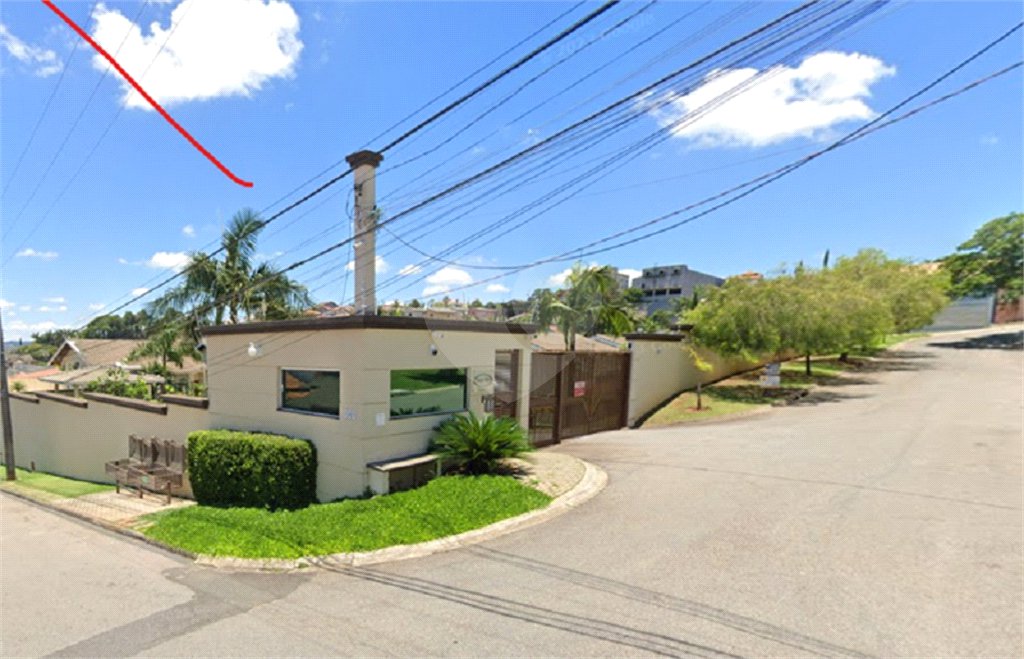 Casa à venda com 3 quartos, sendo 1 suíte, no condomínio Bella Vita, Atibaia - SP