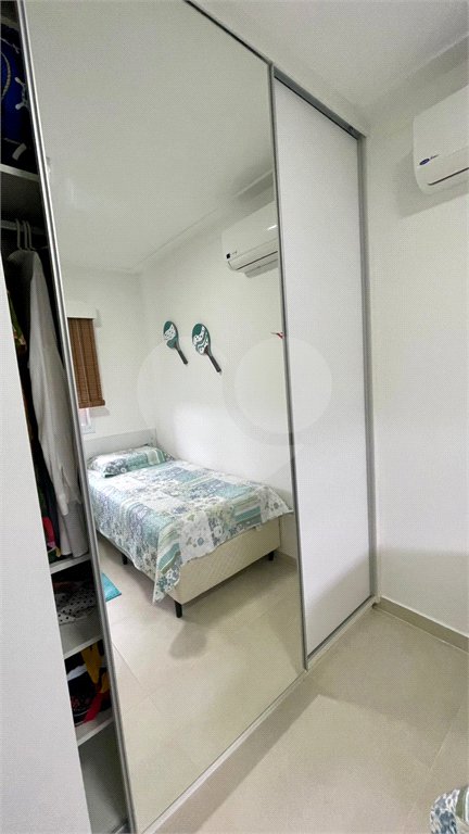 Apartamento à venda com 3 quartos, sendo 1 suíte,  em Jardim Belmar, Guarujá, SP
