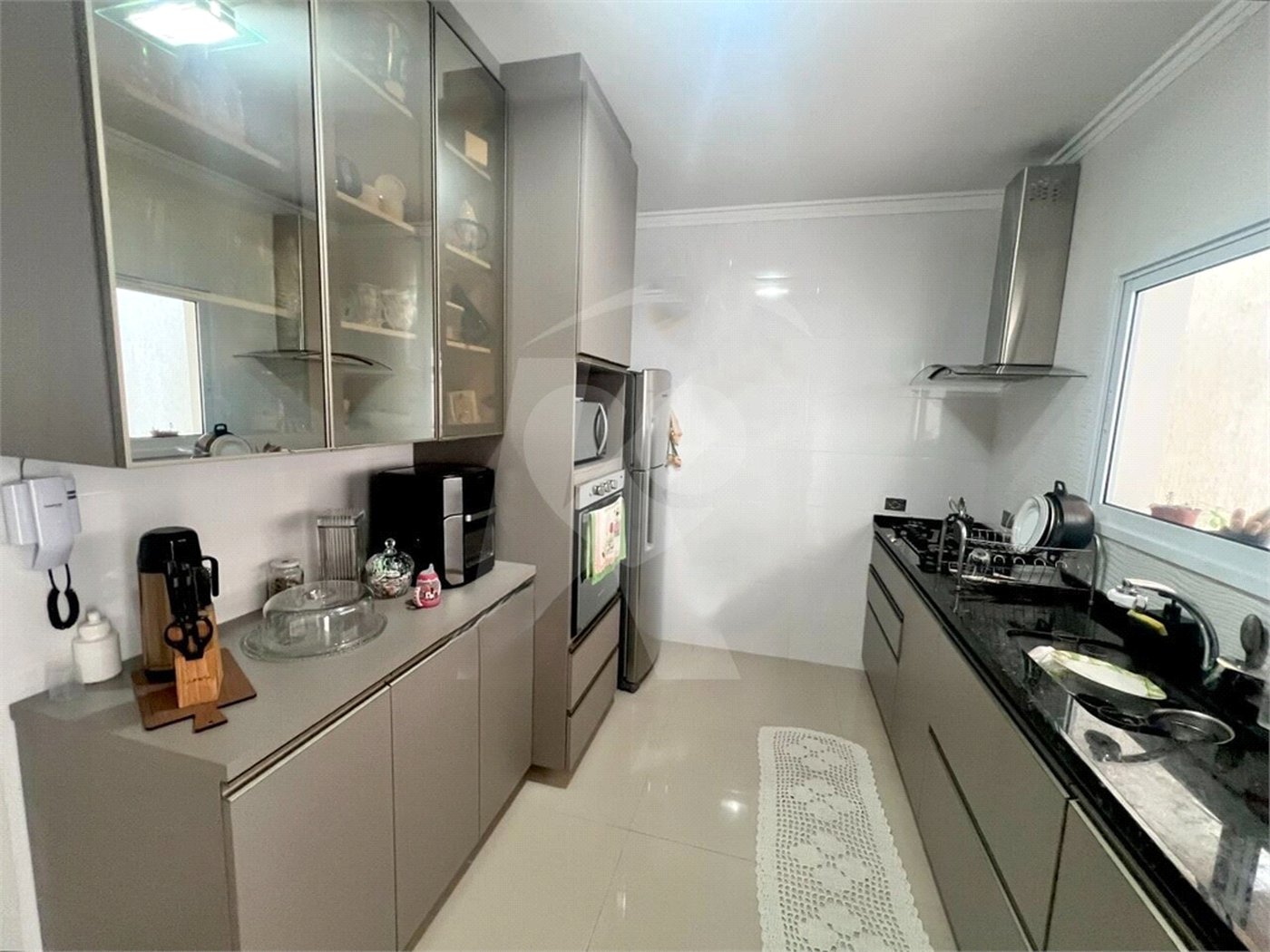 Sobrado à venda com 3 quartos, sendo 1 suíte,  em Tremembé, São Paulo, SP