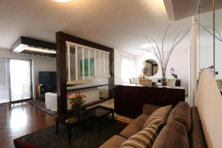 Apartamento à venda com 4 quartos, sendo 2 suítes,  em Vila Uberabinha, São Paulo, SP