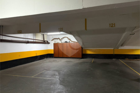 Apartamento à venda com 4 quartos, sendo 2 suítes, no Centro, Araraquara, SP