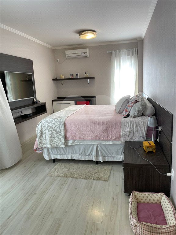 Casa à venda com 4 suítes no condomínio Aruã Lagos, Mogi das Cruzes - SP