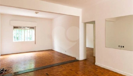 Apartamento à venda com 2 quartos em Cerqueira César, São Paulo, SP