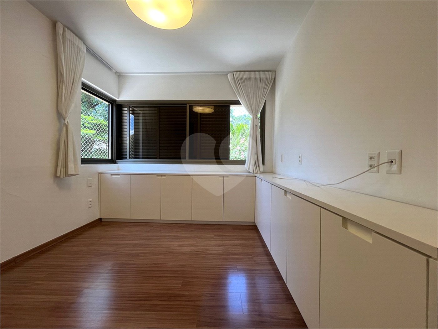 Apartamento à venda com 3 quartos, sendo 1 suíte, em Tremembé, São Paulo, SP