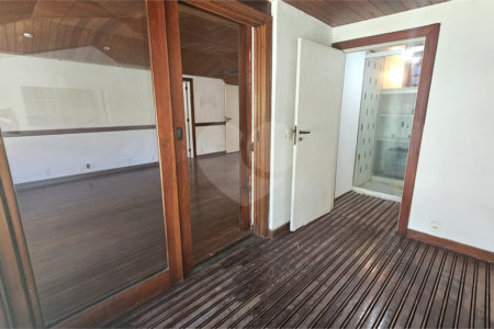 Casa em condomínio à venda com 5 quartos, sendo 3 suítes, em Barra da Tijuca, Rio de Janeiro, RJ