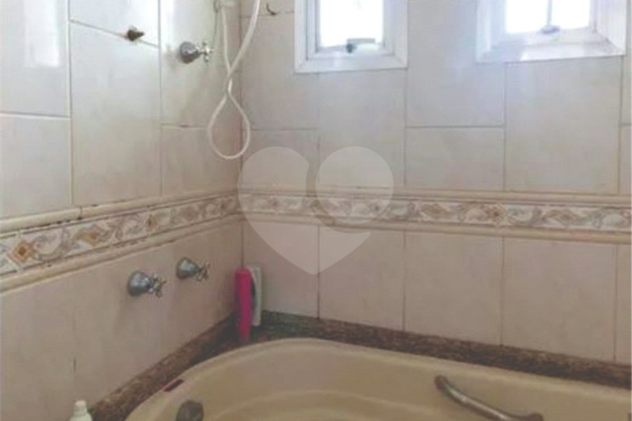 Sobrado à venda com 3 quartos, sendo 1 suíte, em Santa Teresinha, São Paulo, SP