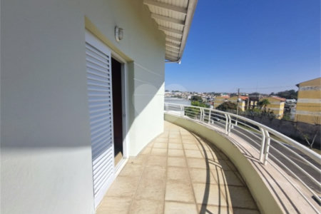 Casa à venda com 3 suítes no condomínio Residencial Terras de Vinhedo, Vinhedo - SP