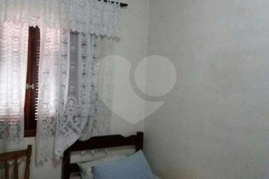 Sobrado à venda com 3 quartos, sendo 1 suíte,  em Jardim do Papai, Guarulhos, SP